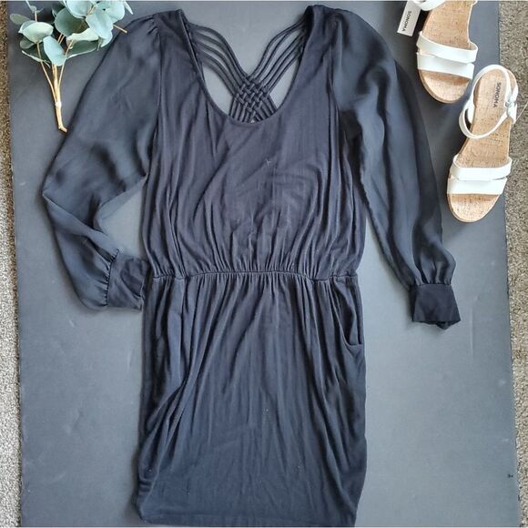 Lulu's Black Soft Dress - Picture 1 of 9